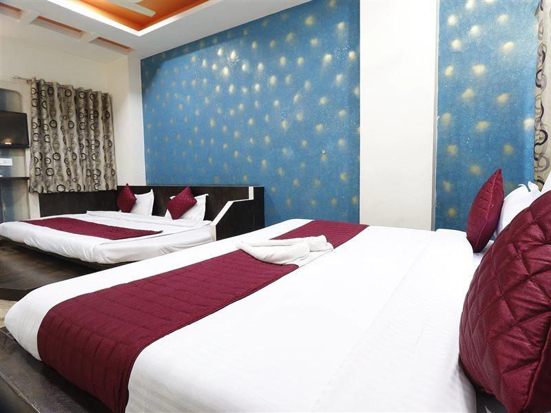Shiv - Bus Stand Hotel Jaipur