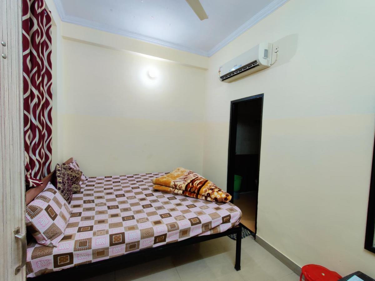 Sunshine Hotel