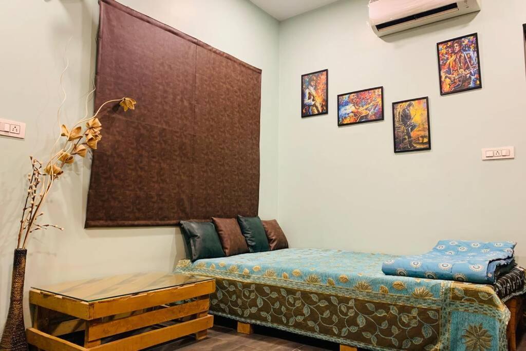 I K I G A I Villa Jaipur