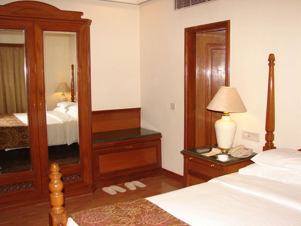 Hotel Mansingh Towers Jaipur