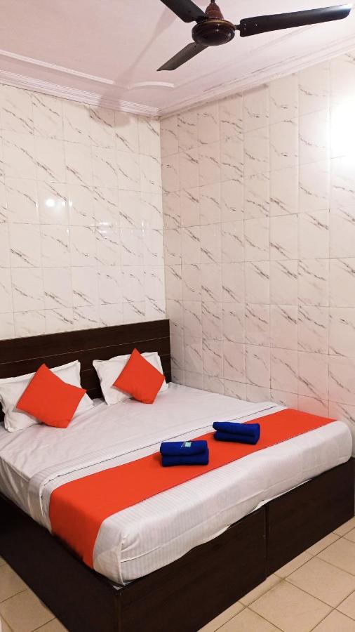 Hotel Om Palace - Couple Friendly & Local Id Accepted Jaipur