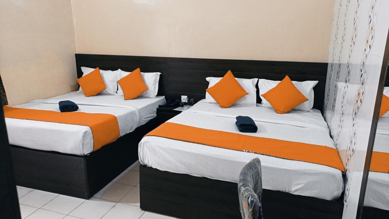 Hotel Om Palace - Couple Friendly & Local Id Accepted Jaipur