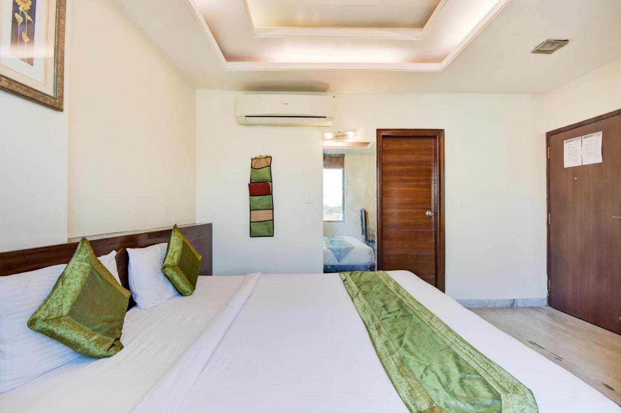 Hotel Sahib's Corporate - Family And Corporate