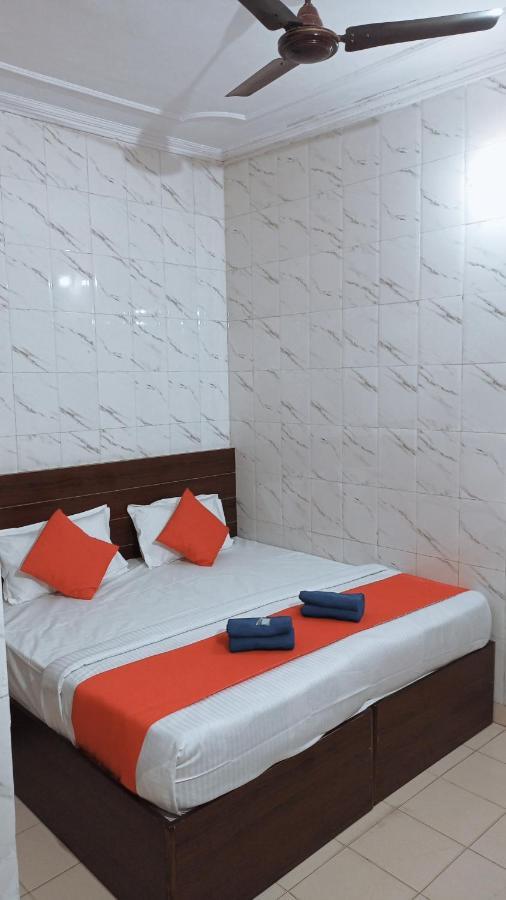 Om Palace - Couple Friendly & Local Id Accepted 2* Jaipur