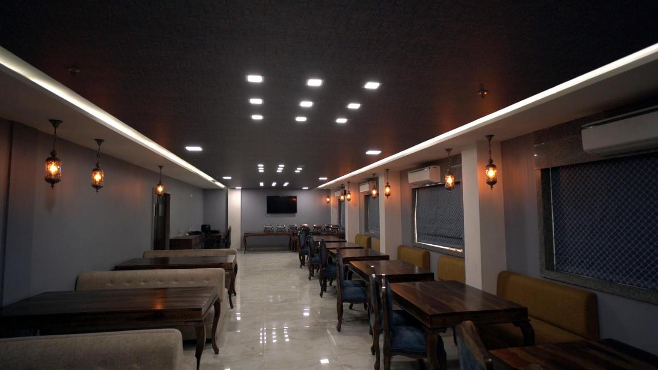 The Raas Mahal Hotel