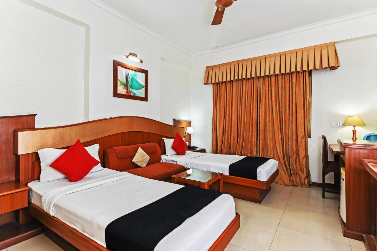 Capital O 18514 Royal Empire 4* Jaipur