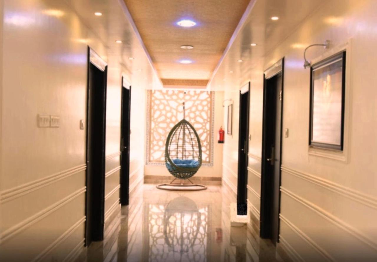 The Grand Majestic 3*