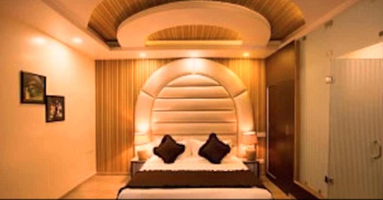 The Grand Majestic Hotel 3*
