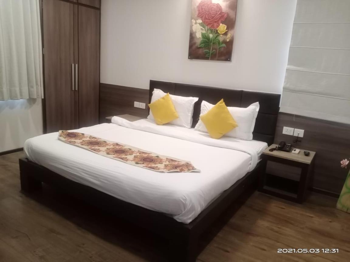 Fleur Hotel