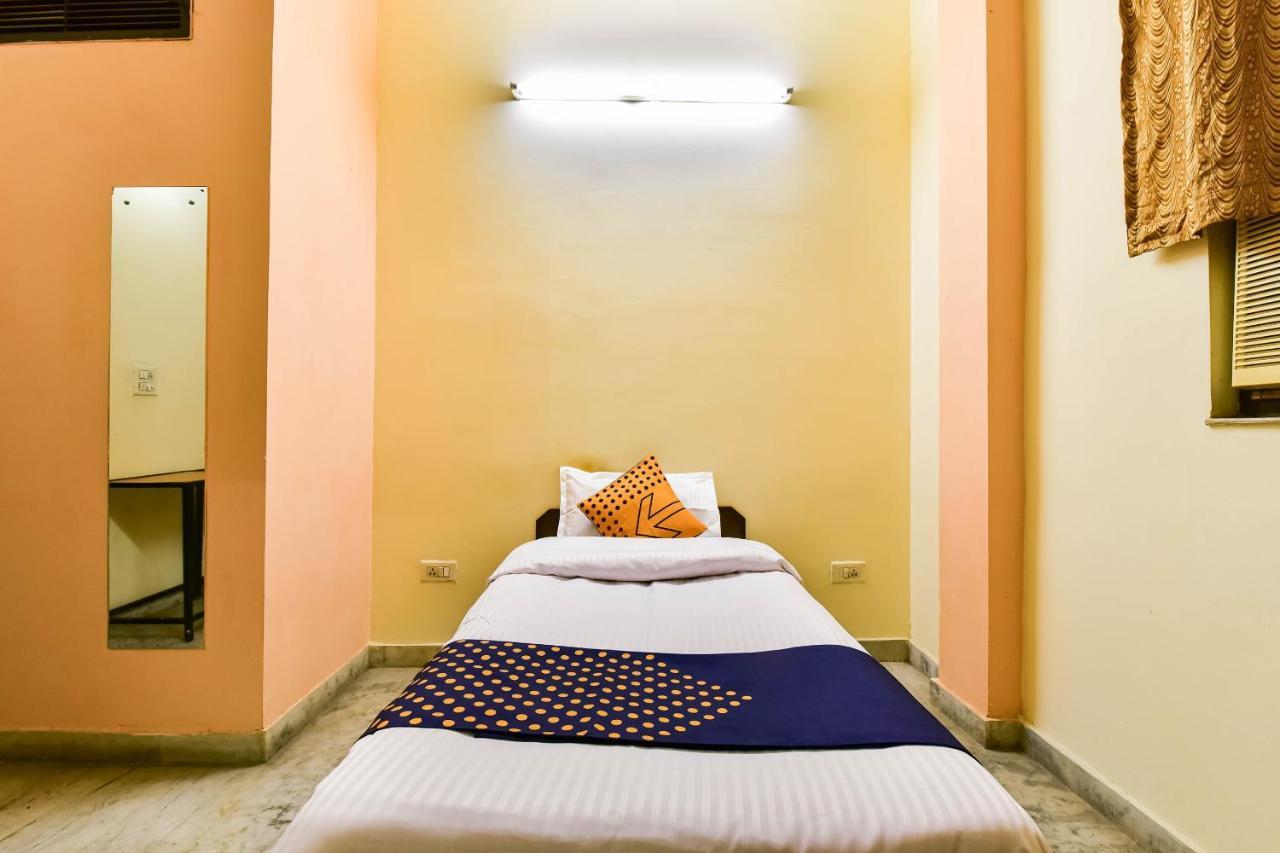 Spot On Platinum Hotel 2*