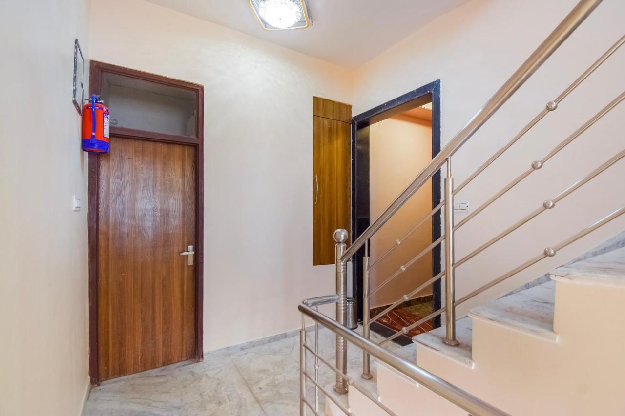 Oyo 67616 Classico