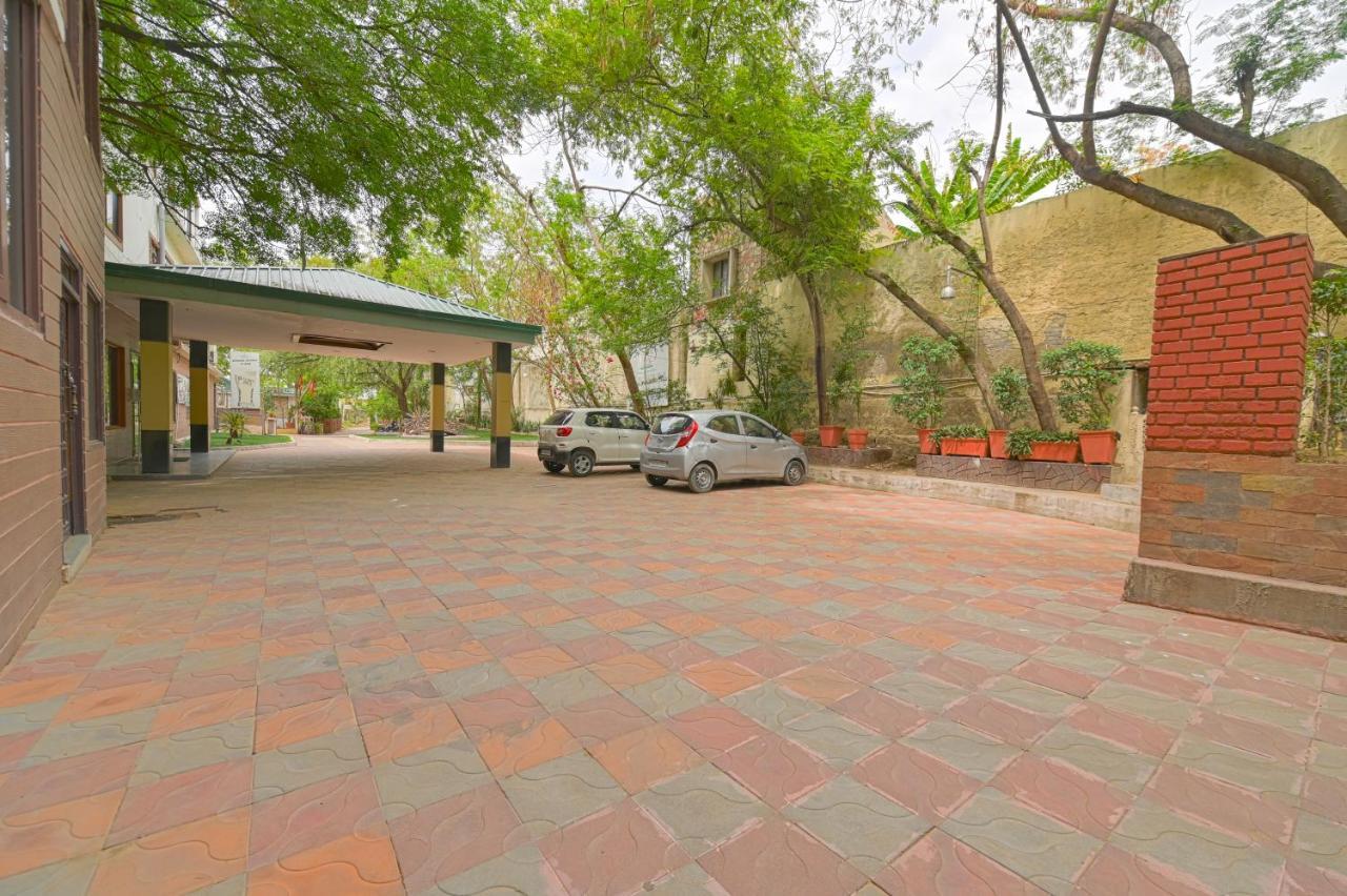The Byke Grassfield With Outdoor Pool, Shyam Nagar, Resort 4*
