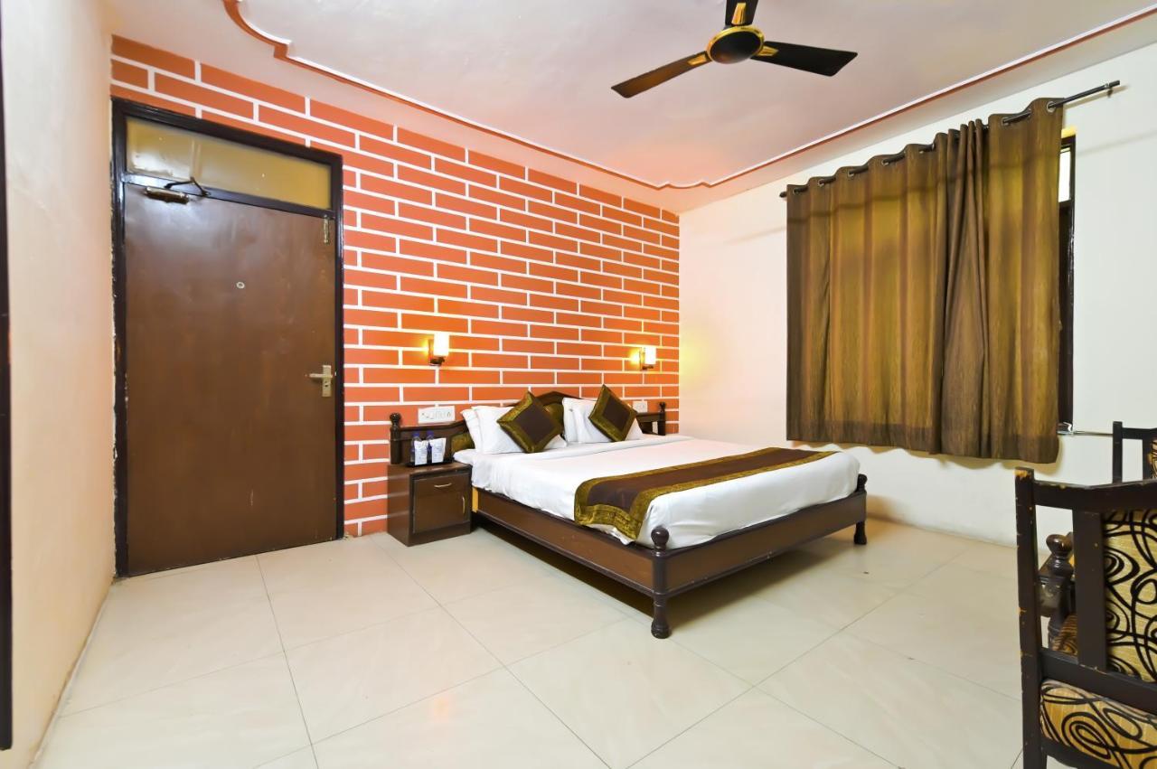The Byke Grassfield With Outdoor Pool, Shyam Nagar, Resort 4*