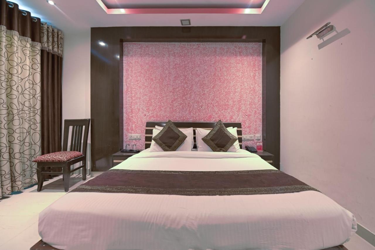 Resort The Byke Grassfield With Outdoor Pool, Shyam Nagar, Jaipur