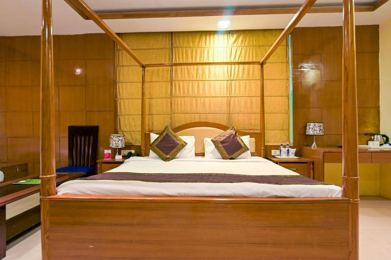 The Byke Grassfield With Outdoor Pool, Shyam Nagar, Resort Jaipur