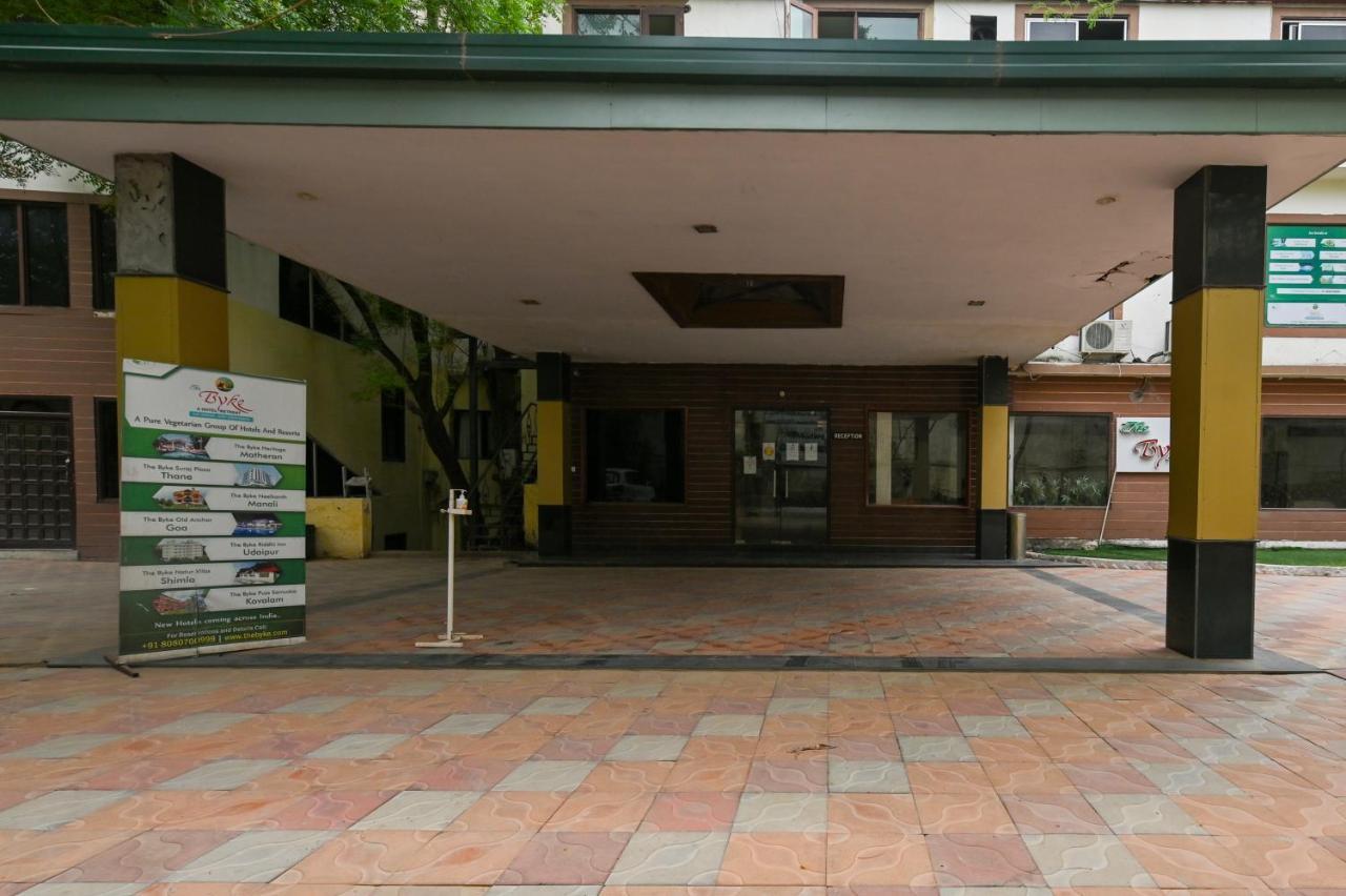 The Byke Grassfield With Outdoor Pool, Shyam Nagar,