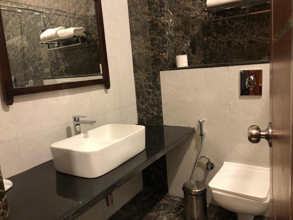 Hotel Raj Bagh Palace 5*