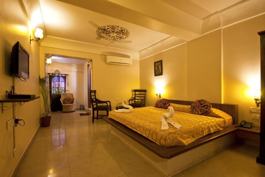 Hotel Mayaa Mansion Jaipur