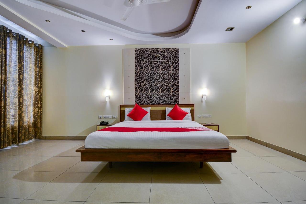 Hotel Oyo Flagship Taurus 3*