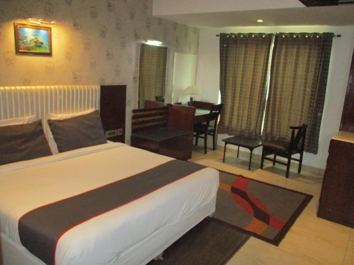 Hotel Broadway 3*