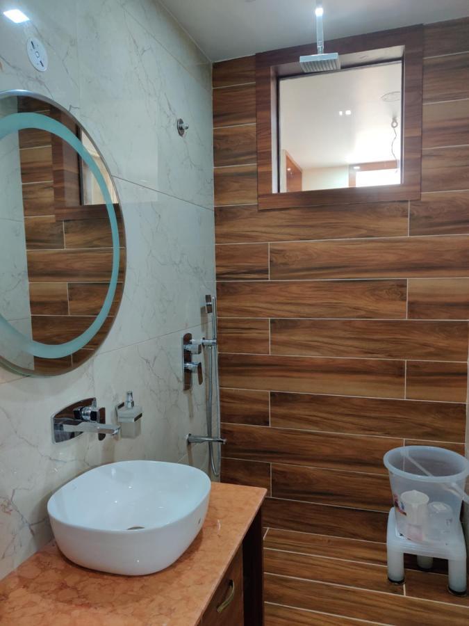 Shanti - Luxury