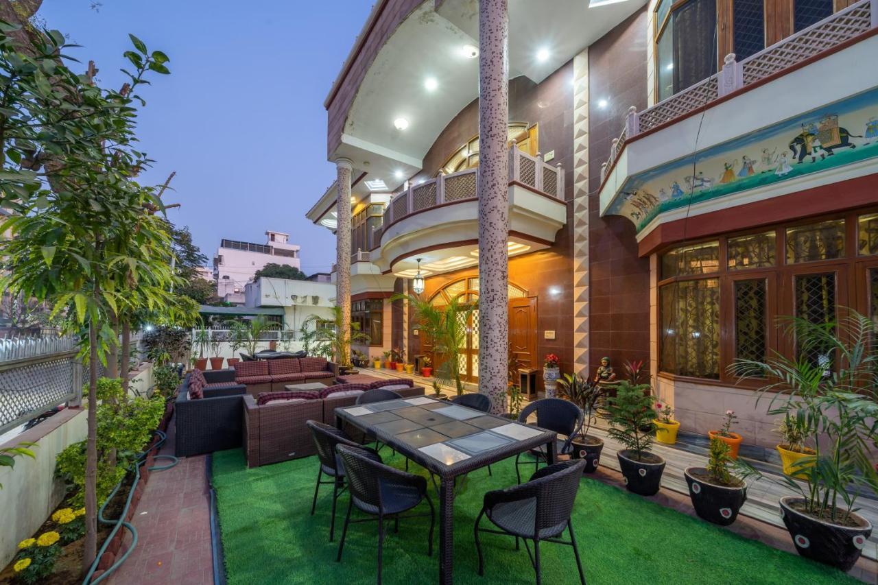 Hotel V Inn Villa 3*