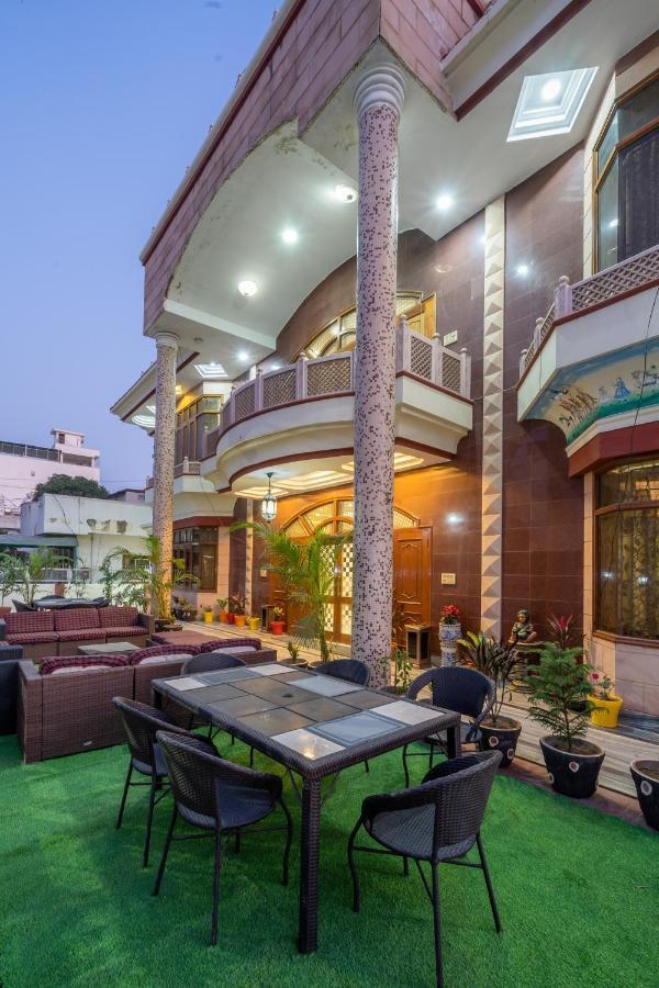 V Inn Villa