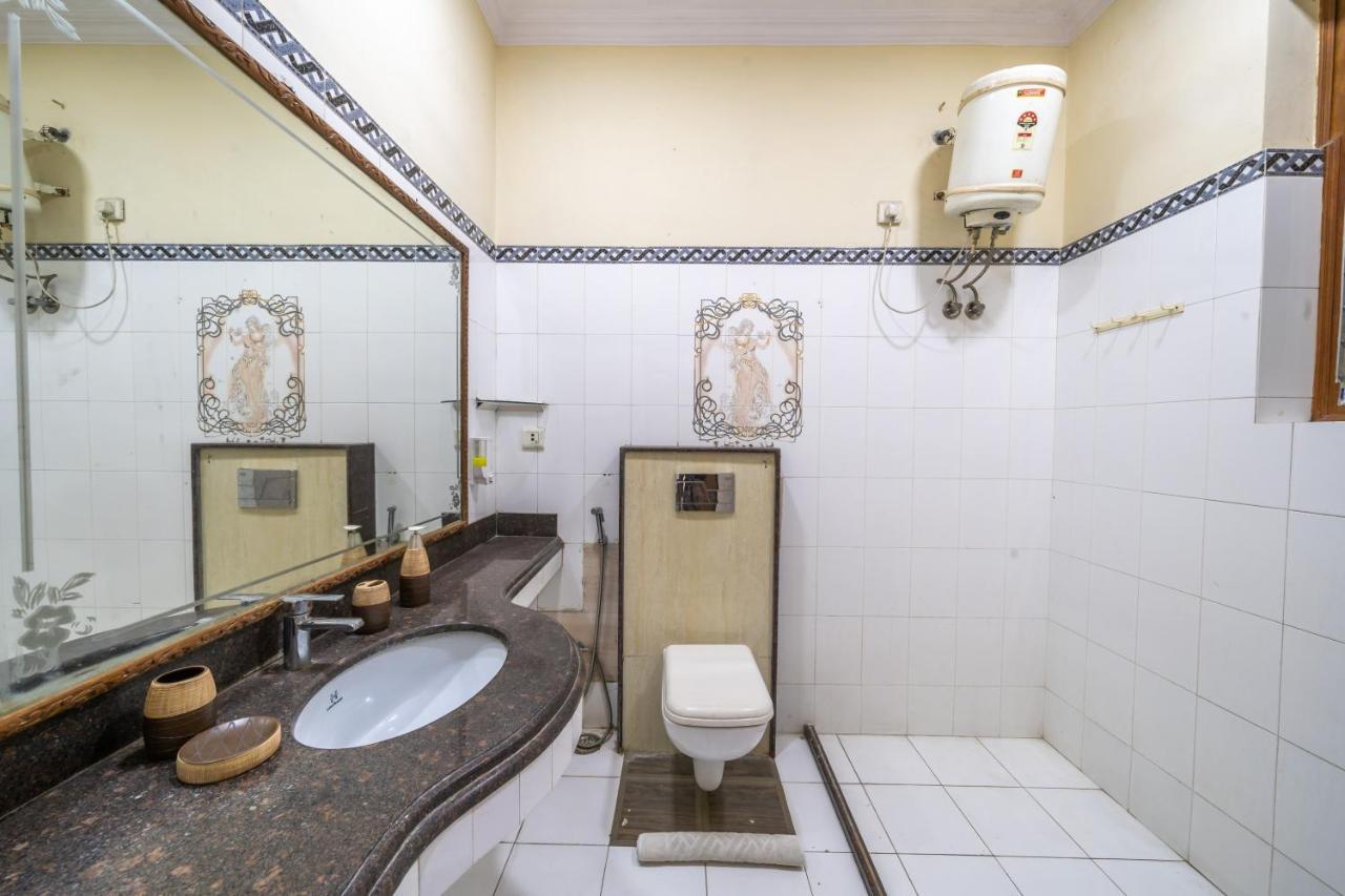 V Inn Villa Hotel 3*