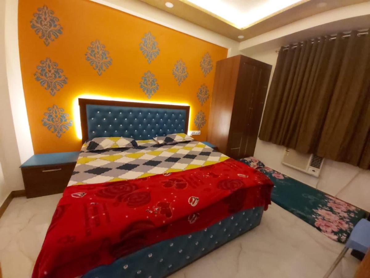 Karni Lovely 2 Bhk Appt And Terrace Apartment *