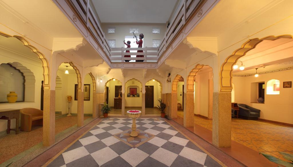 Hotel Karma Haveli