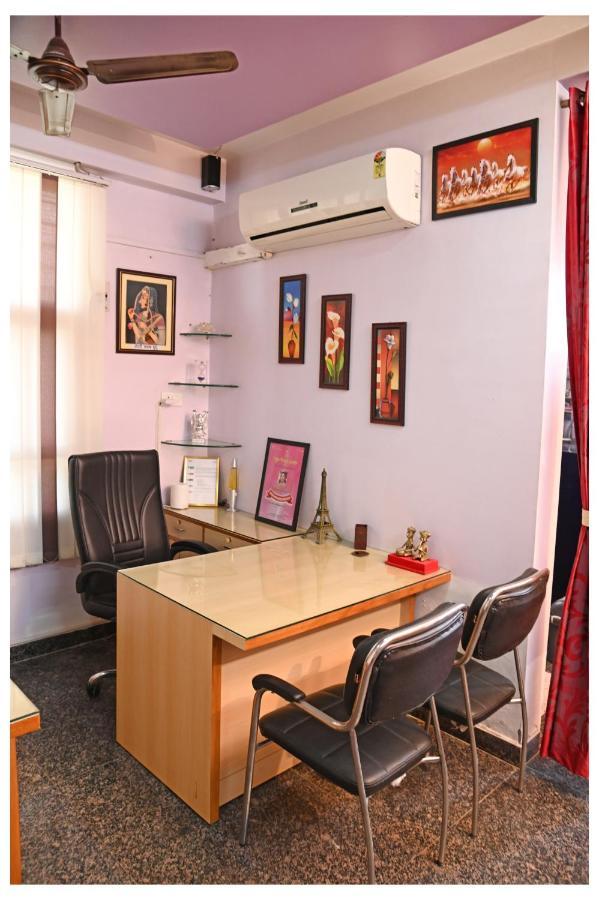 Sohana's - Work Friendly Near International Airport