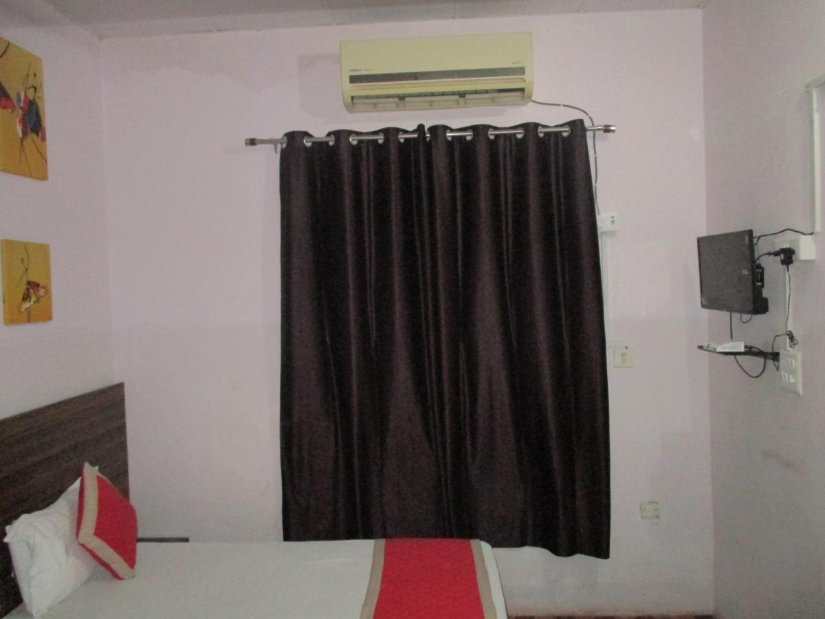 Hotel Namaste Hotel 2*