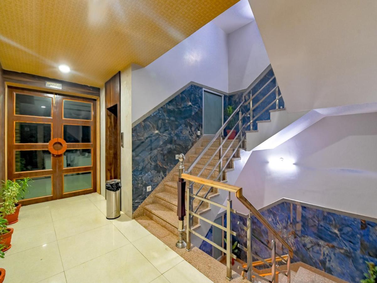 Fabhotel Prime Signature