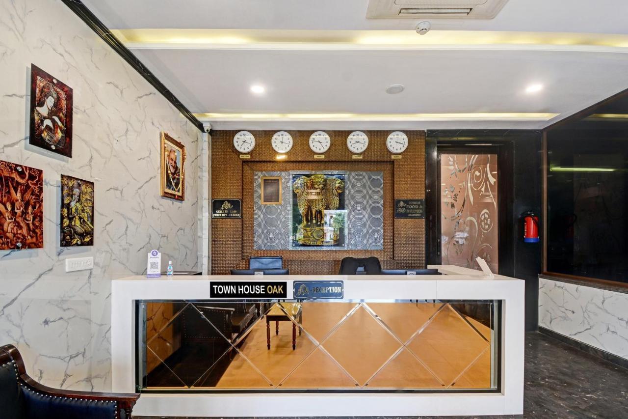Hotel Collection O 44170 Vaishali Plaza