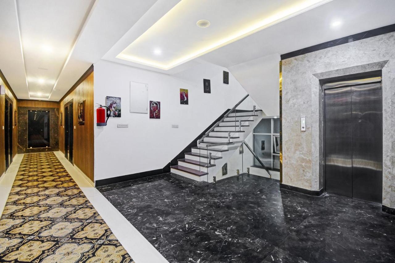 Hotel Collection O 44170 Vaishali Plaza 4*