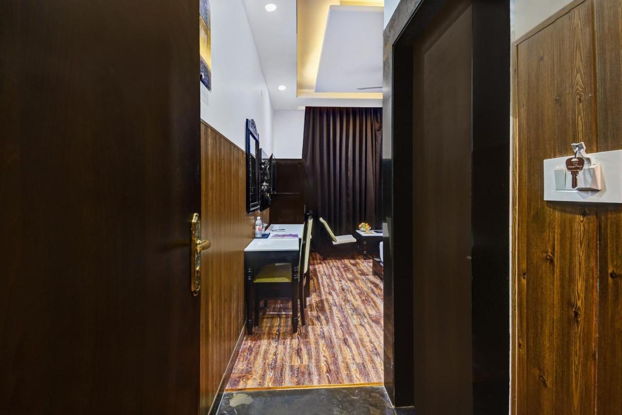 Collection O 44170 Vaishali Plaza Hotel Jaipur