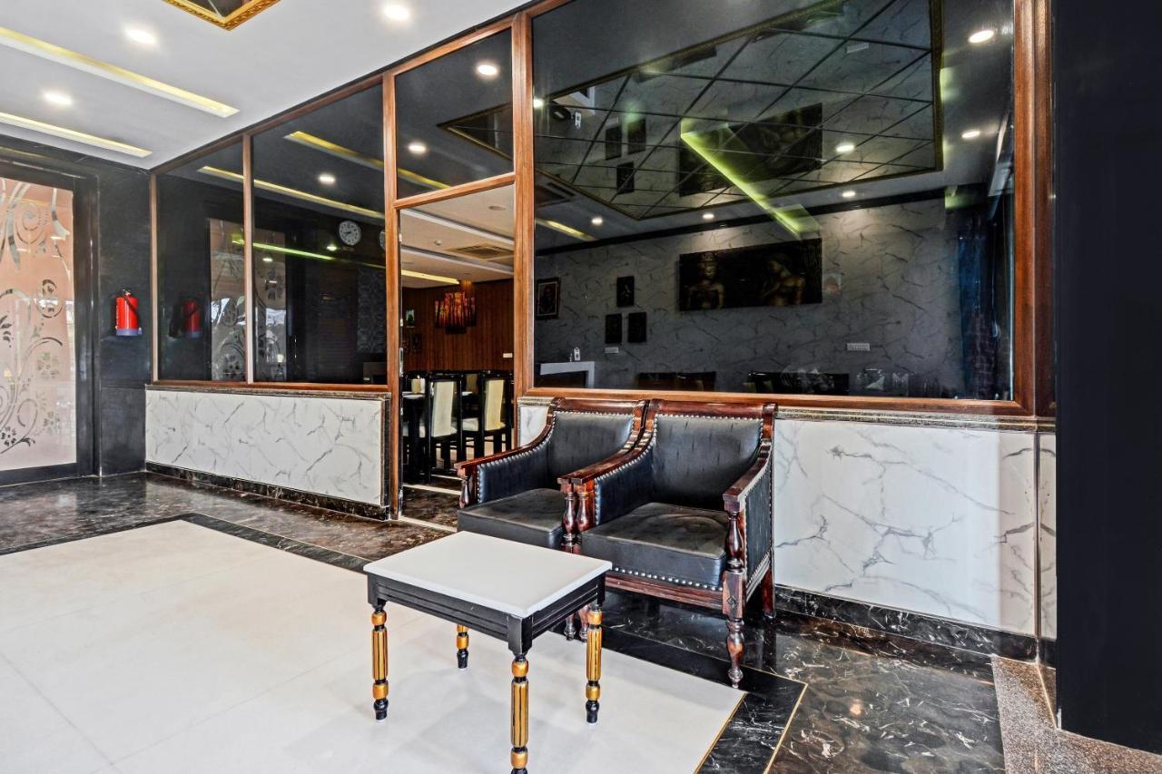 Collection O 44170 Vaishali Plaza Hotel