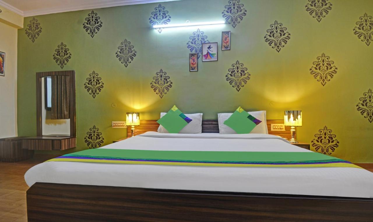 Treebo New Rockwell Vivek Vihar Hotel