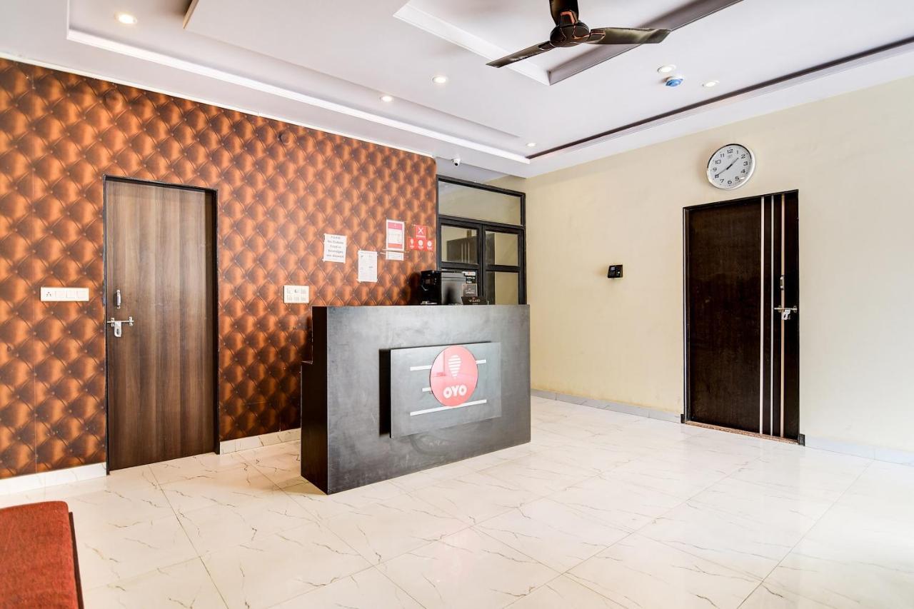 Collection O 28716 Aditya Residency Hotel 4*