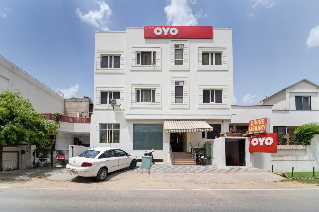 Hotel Collection O 28716 Aditya Residency