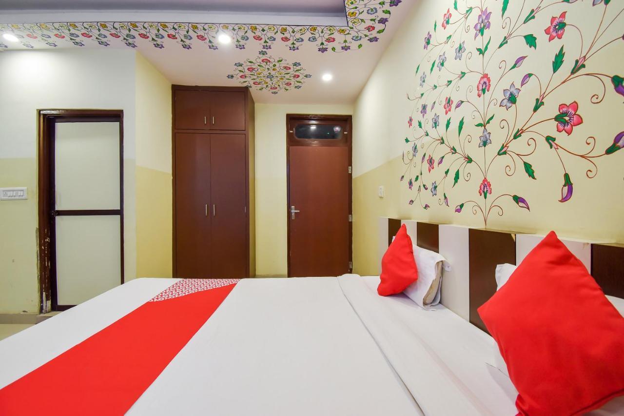 Hotel Oyo 11389 Ng Palace Jaipur