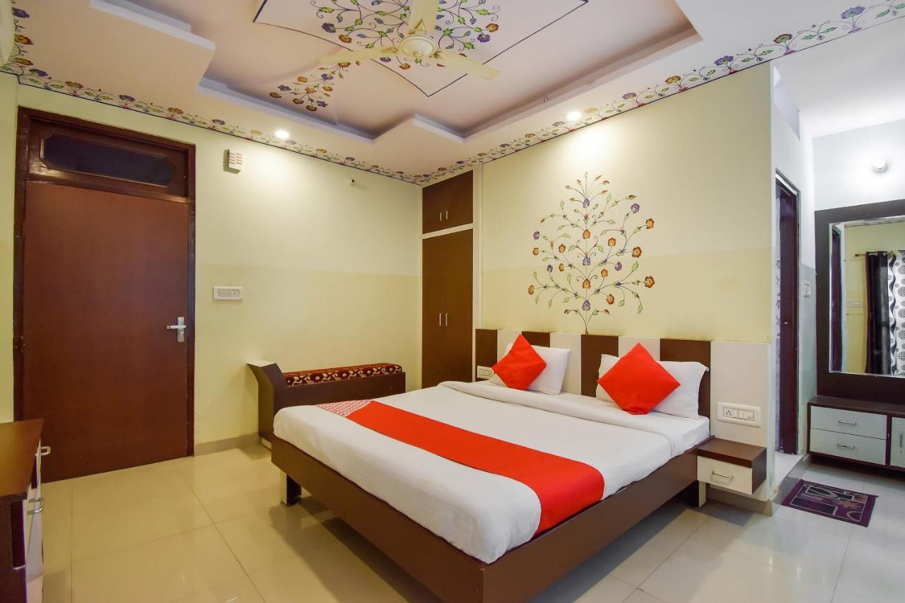 Hotel Oyo 11389 Ng Palace