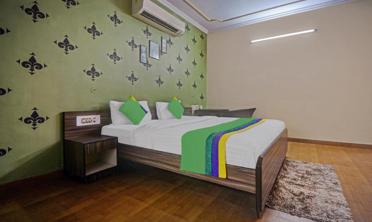 Treebo New Rockwell Vivek Vihar