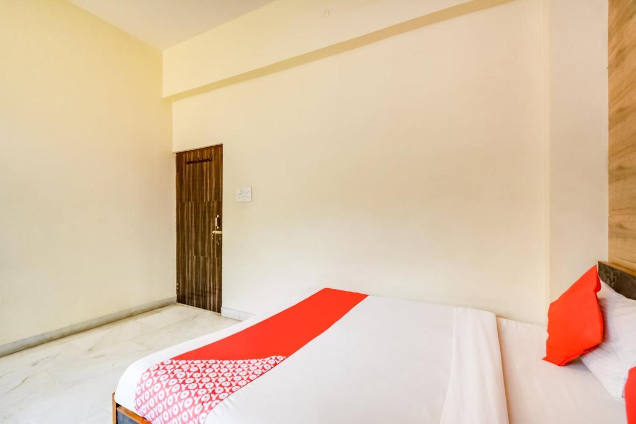 Oyo 72203 Shrinath Hotel