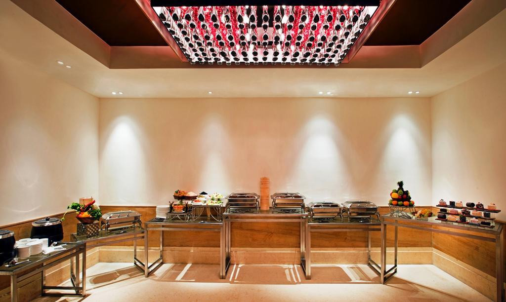 Hotel Zone By The Park , Bani Park 4*