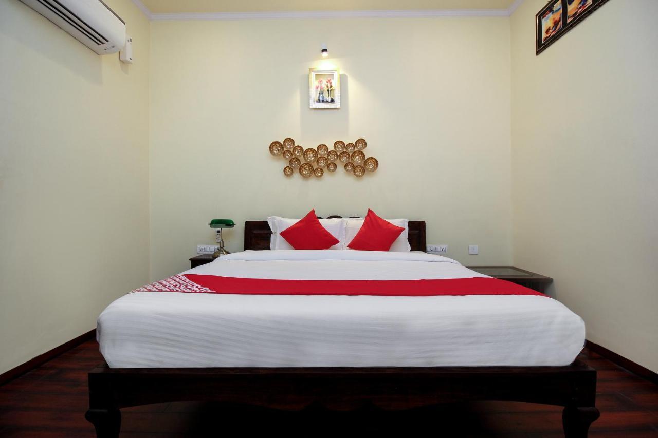 Oyo 17070 Vrindavan 3*