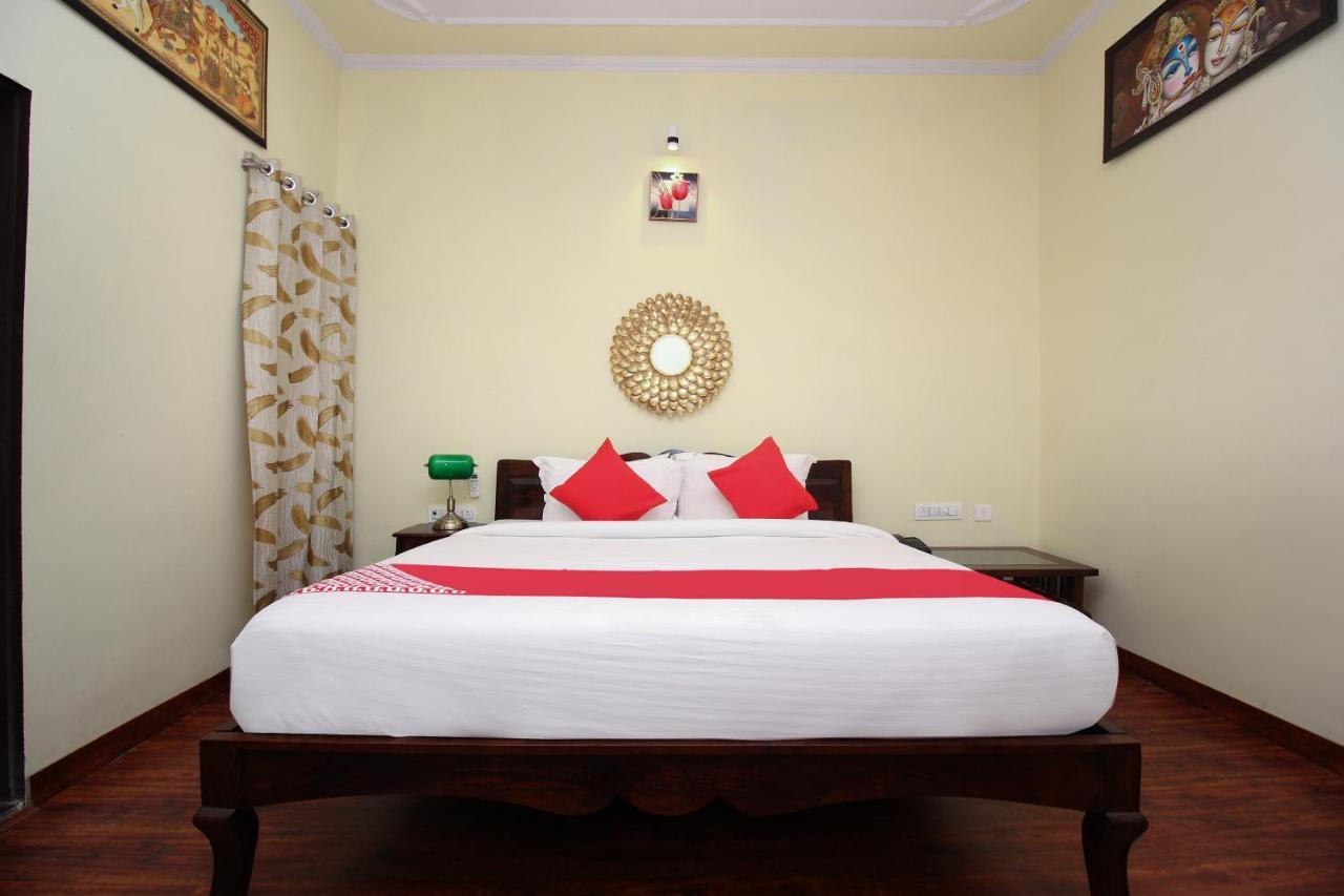 Hotel Oyo 17070 Vrindavan Jaipur