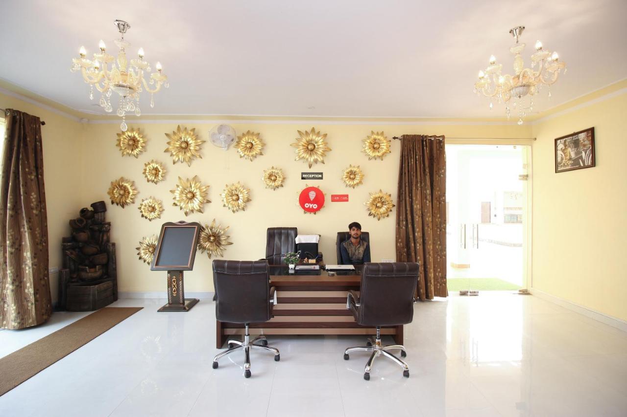 Hotel Oyo 17070 Vrindavan