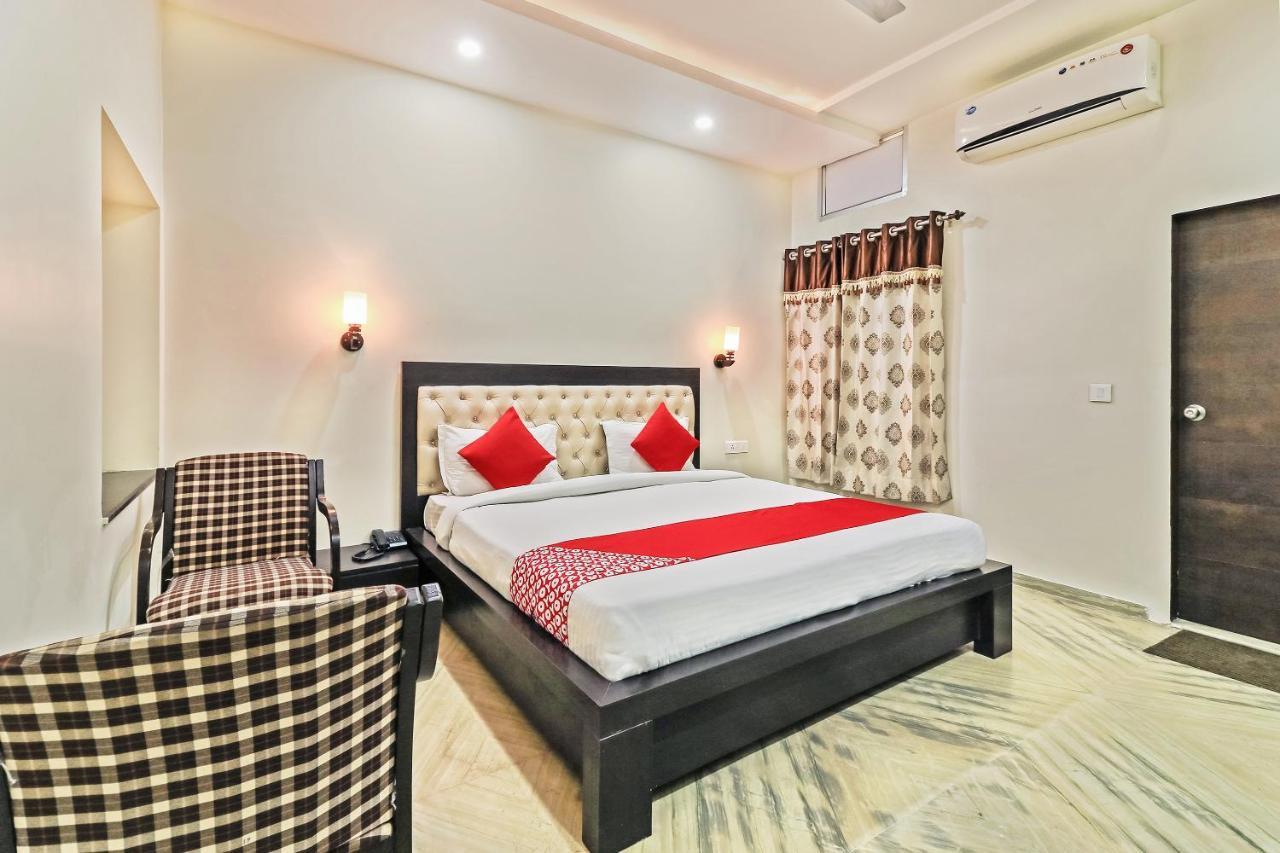 Hotel Collection O 35762 Season 4 Jaipur
