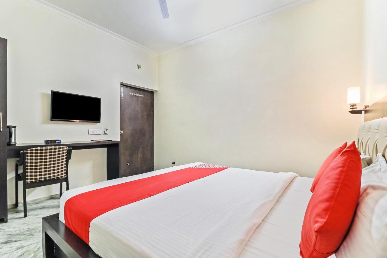 Collection O 35762 Season 4 Hotel